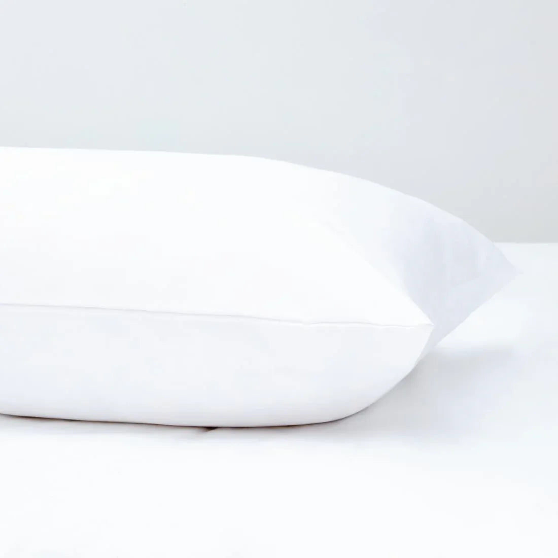 HB952 Mitre Essentials Temir Housewife Pillowcase White - JD Catering Equipment Solutions Ltd