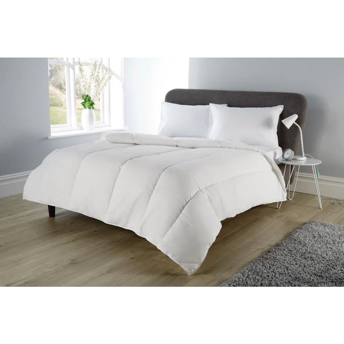 HD213 Eco Hollowfibre 10.5 Tog Duvet King - JD Catering Equipment Solutions Ltd