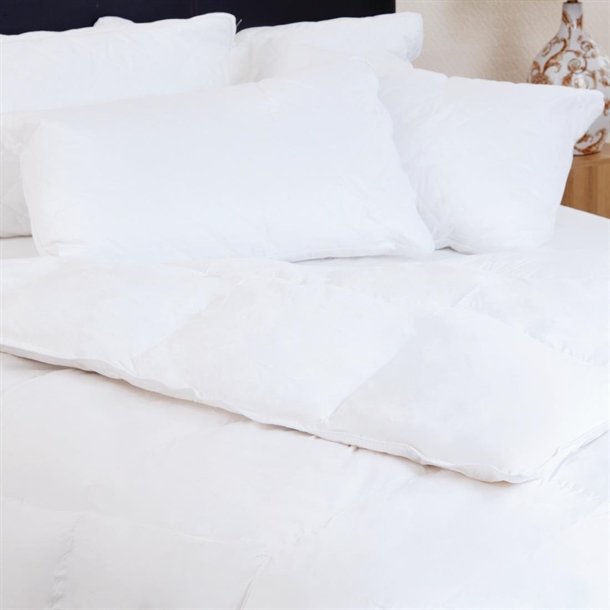 GU409 Mitre Comfort Downie Duvet Double