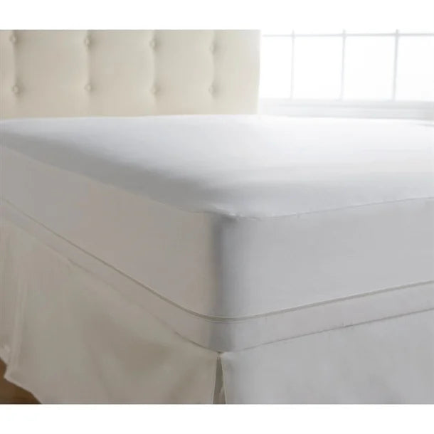 GT722 Mitre Comfort Allerzip Smooth Mattress Protector Encasement Super King