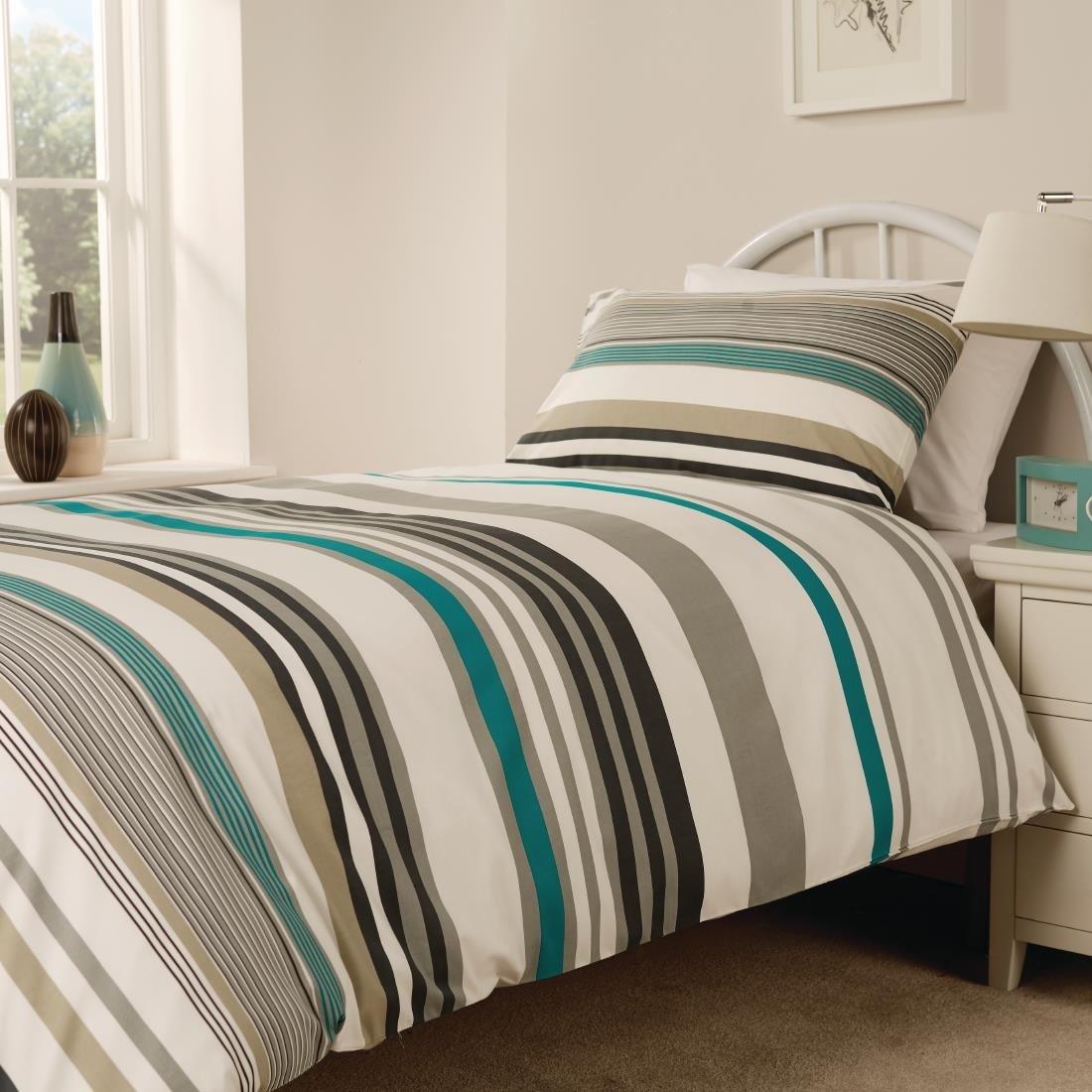 HB715 Mitre Essentials Madison Stripe Duvet Cover Open Teal Single