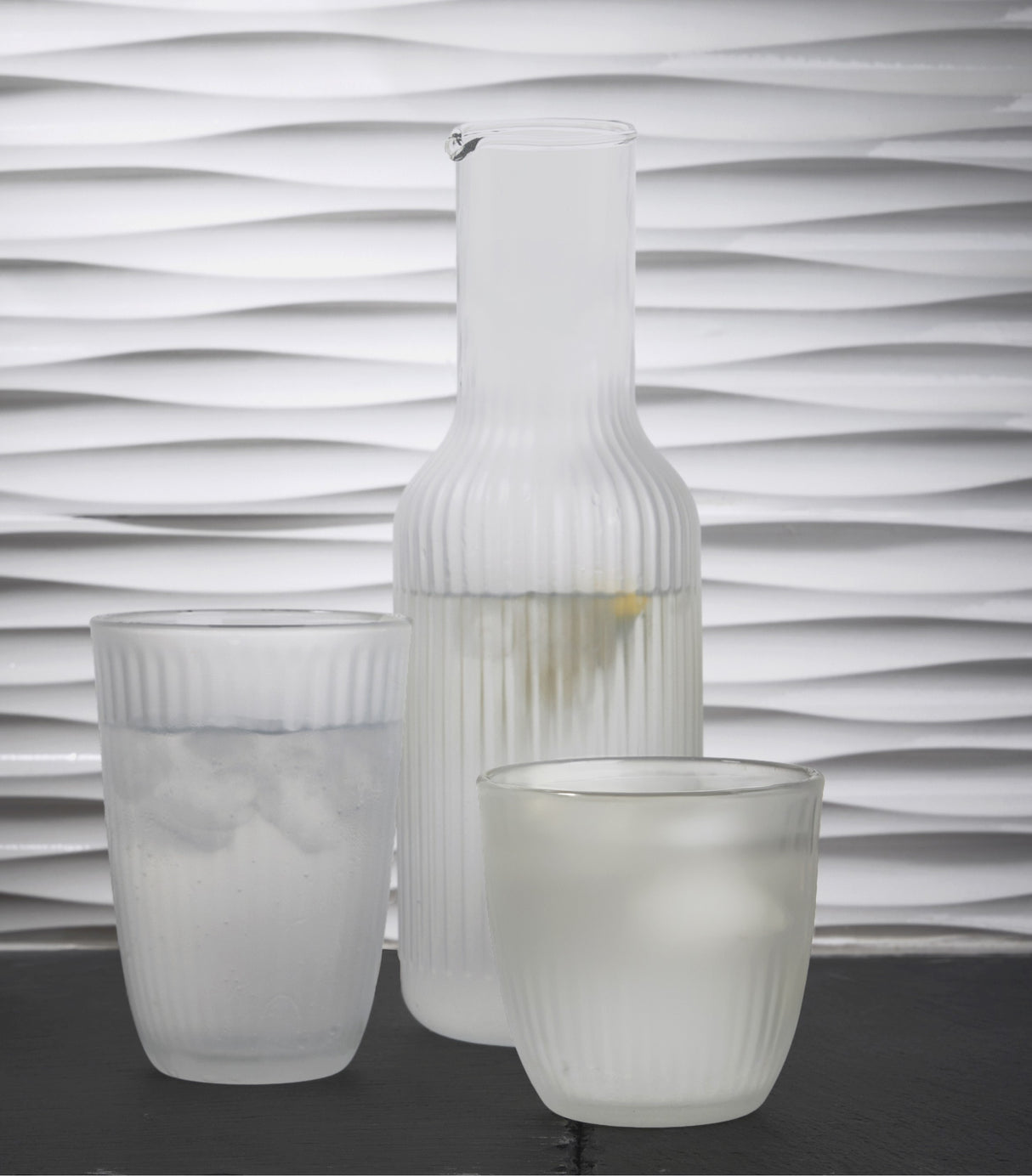 G220715 White Frosted Decanter 800ml / 28 oz (Pack of 6)