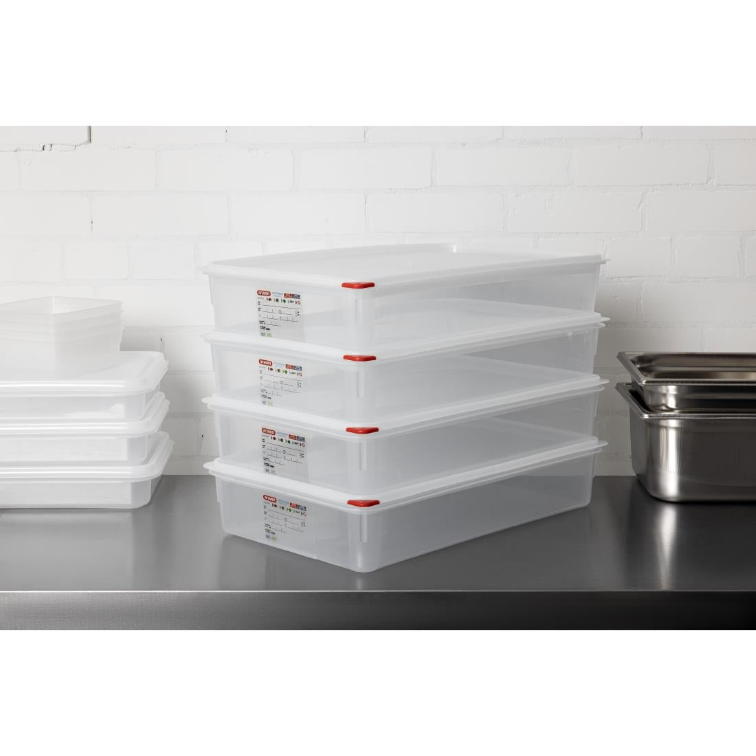 Araven Polypropylene 1/1 Gastronorm Food Containers 13.7Ltr with Lid (Pack of 4) JD Catering Equipment Solutions Ltd