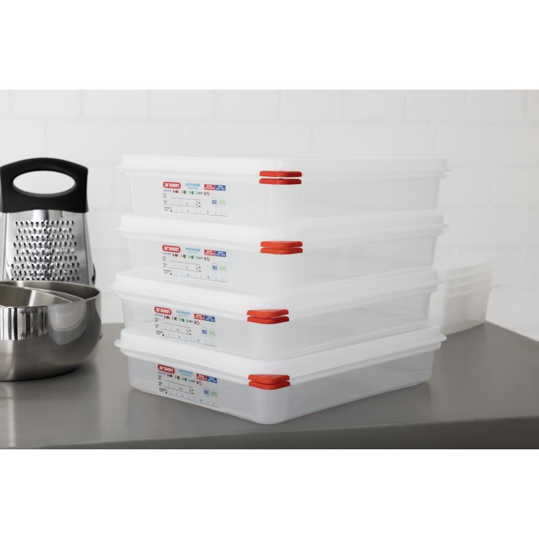 Araven Polypropylene 1/2 Gastronorm Food Containers 4L (Pack of 4) JD Catering Equipment Solutions Ltd