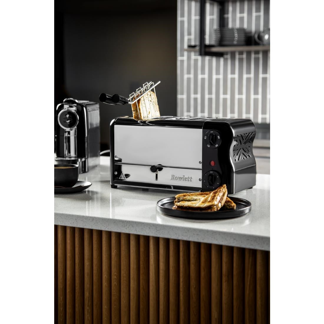 CH183 Rowlett Esprit 4 Slot Toaster Jet Black w/2x Additional Elements & Sandwich Cage JD Catering Equipment Solutions Ltd