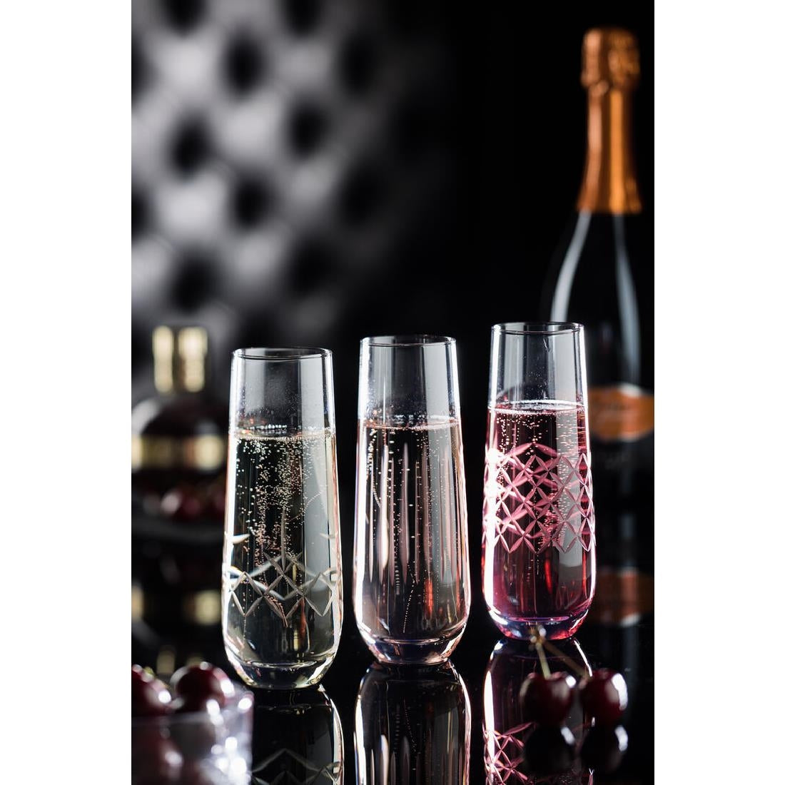 CZ060 Utopia Raffles Diamond Champagne Glasses 300ml (Pack of 6) JD Catering Equipment Solutions Ltd