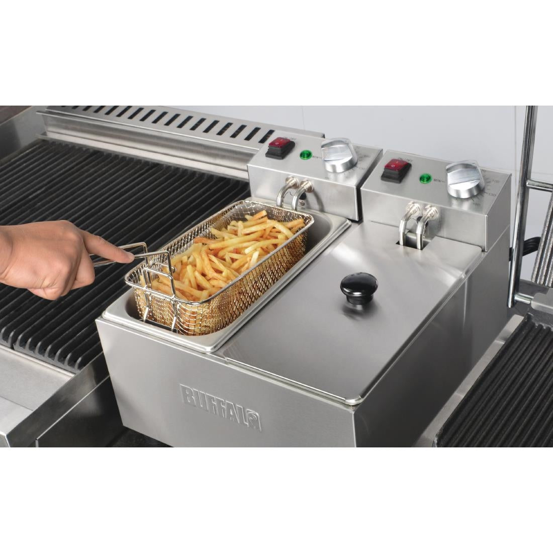 DB203 Buffalo Twin Tank Twin Basket 2x3Ltr Countertop Fryer 2x2kW JD Catering Equipment Solutions Ltd