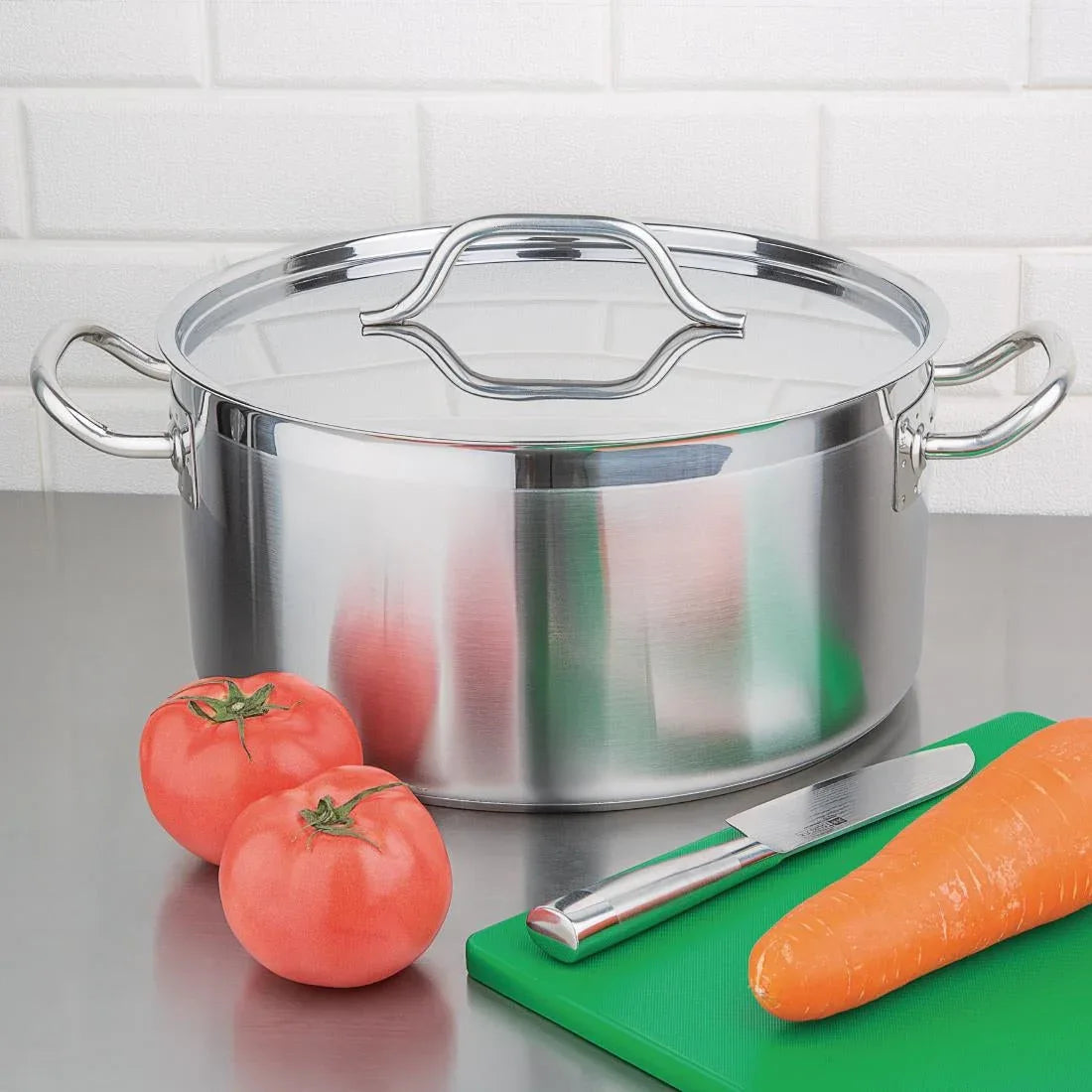 DB255 Nisbets Essentials Stainless Steel Stew Pot 12Ltr - JD Catering Equipment Solutions Ltd