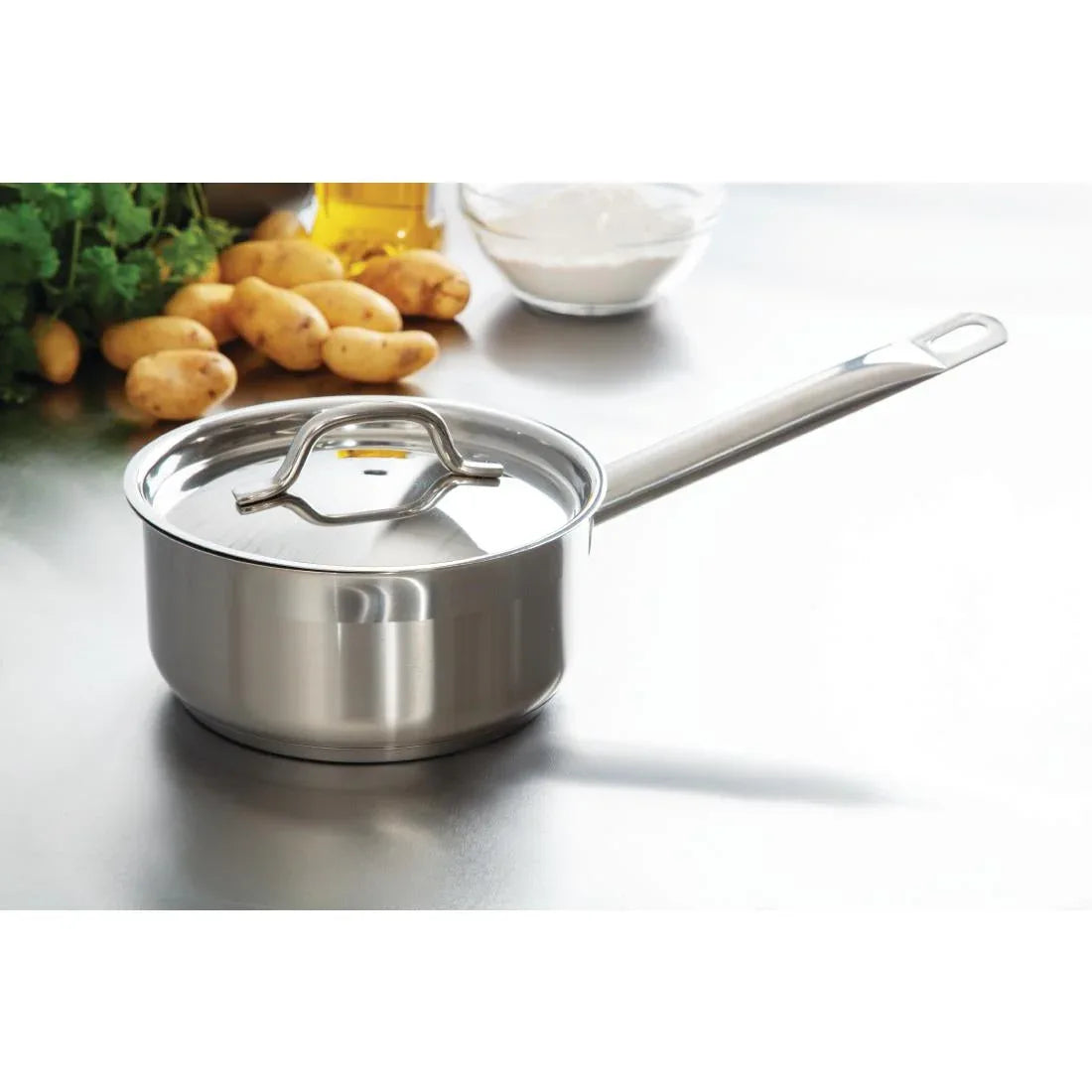 DF670 Nisbets Essentials Stainless Steel Saucepan 1500ml - JD Catering Equipment Solutions Ltd