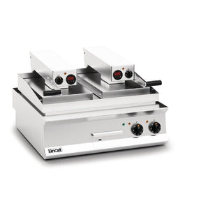 DM555 Lincat Opus 800 Clam Griddle OE8210 JD Catering Equipment Solutions Ltd