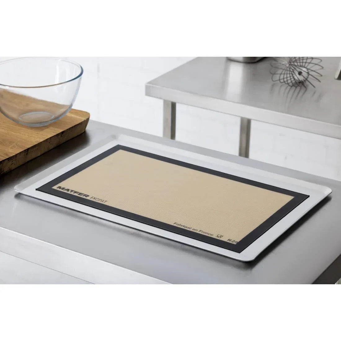 DN929 Matfer Bourgeat Exopat Non-Stick Mat 530 x 330mm - JD Catering Equipment Solutions Ltd