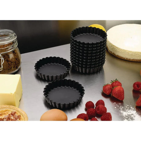 DN955 Matfer Bourgeat Exoglass Round Fluted Tartlet Mould 100mm (Pack of 12) - JD Catering Equipment Solutions Ltd