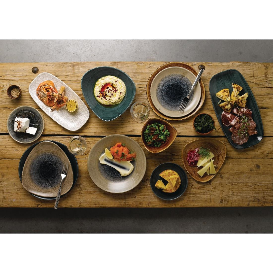 FA599 Churchill Stonecast Patina Oblong Chef Plates Rustic Teal 355 x 189mm (Pack of 6) JD Catering Equipment Solutions Ltd