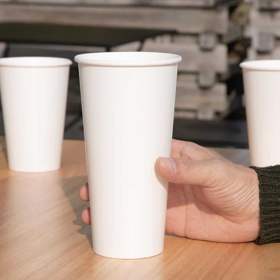 FP782 Fiesta Recyclable Cold Paper Cup 22oz 90mm (Pack of 1000) JD Catering Equipment Solutions Ltd