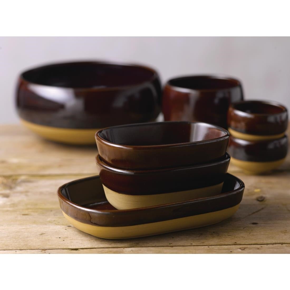 FR009 Churchill Emerge Cinnamon Brown Dish 170 x 120mm (Pack of 6) JD Catering Equipment Solutions Ltd