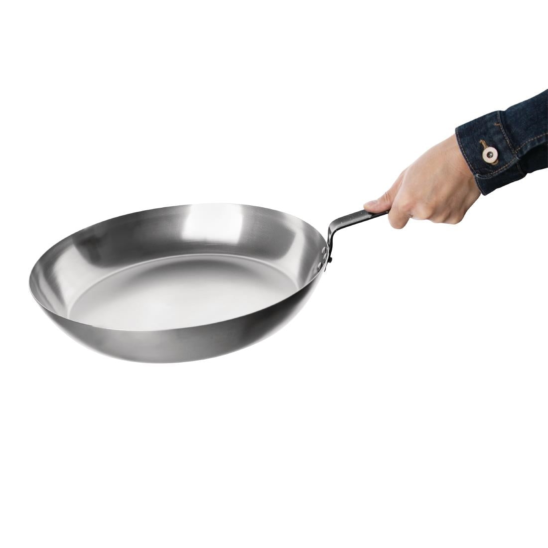 GD007 Vogue Carbon Steel Frying Pan 350mm JD Catering Equipment Solutions Ltd