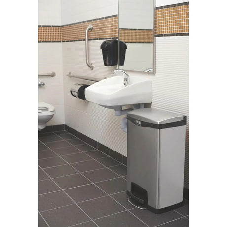 GE939 Rubbermaid Slim Jim Front Step on Pedal Bin Stainless Steel 90Ltr - JD Catering Equipment Solutions Ltd