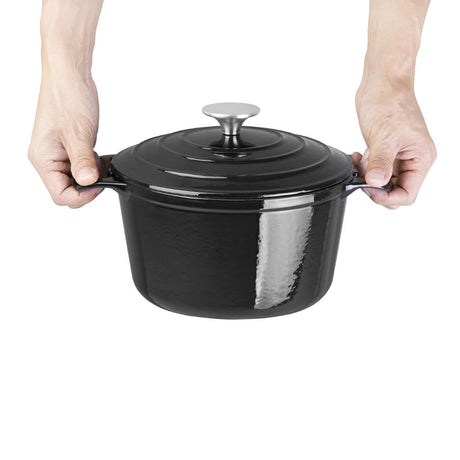 GH300 Vogue Black Round Casserole Dish 3.2Ltr JD Catering Equipment Solutions Ltd