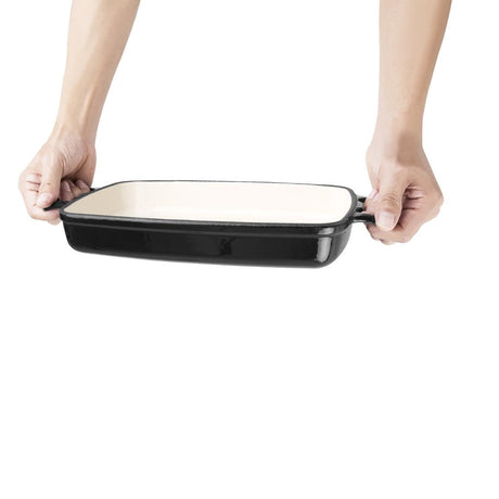 GH323 Vogue Black Rectangular Cast Iron Dish 1.8Ltr JD Catering Equipment Solutions Ltd