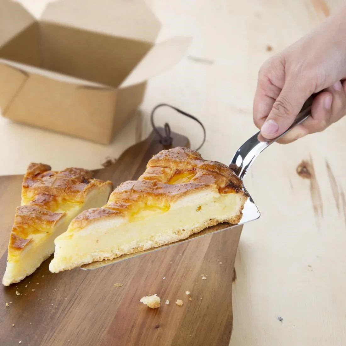 J607 Vogue Pie Lifter - JD Catering Equipment Solutions Ltd