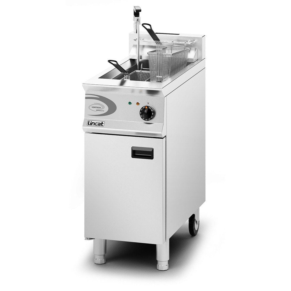 Lincat Opus 800 Natural/LPG Free-standing Single Tank Fryer with Pumped Filtration JD Catering Equipment Solutions Ltd