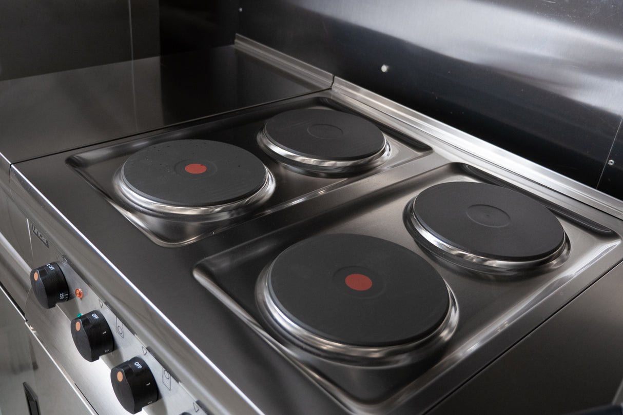 ESLR6C - Lincat Silverlink 600 Electric Free-standing Oven Range - Castors at Rear - 4 Plates - W 600mm