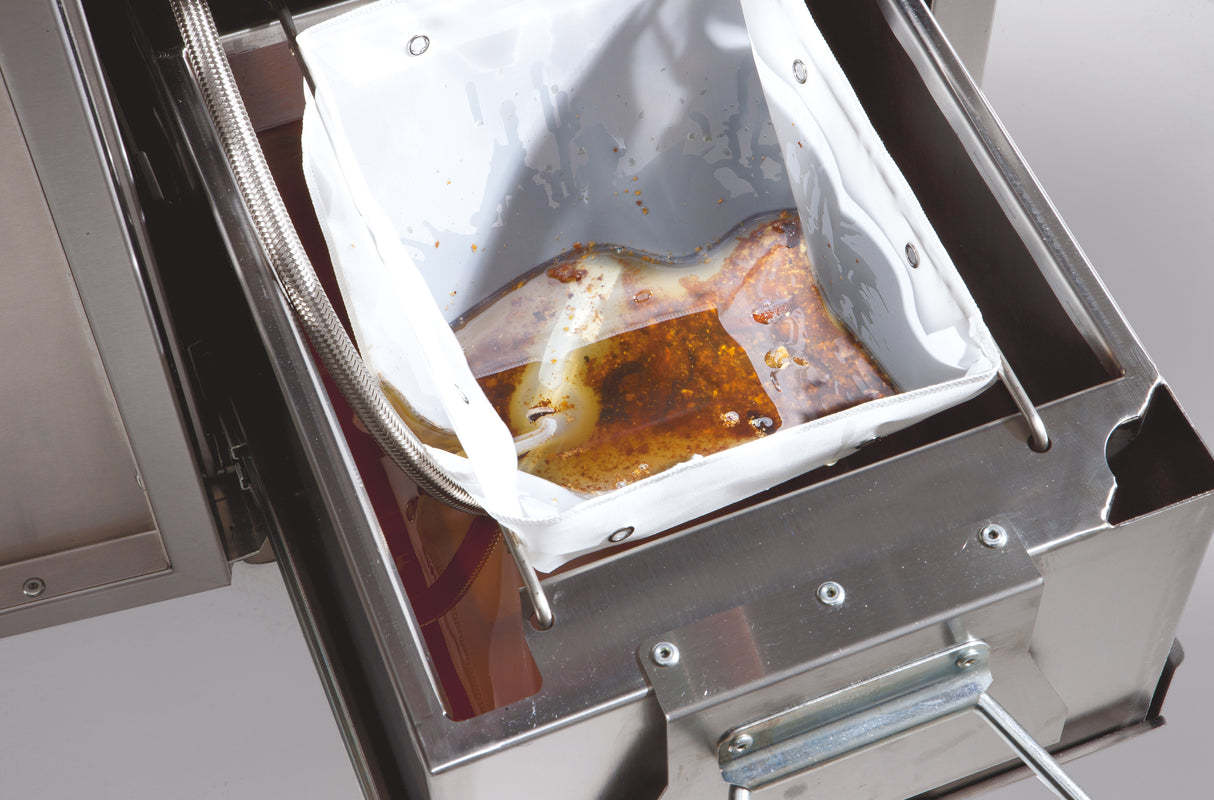 DM538 Lincat Opus 800 Natural/LPG Free-standing Twin Tank Fryer  - W 600 mm - 32.0 kW OG8111
