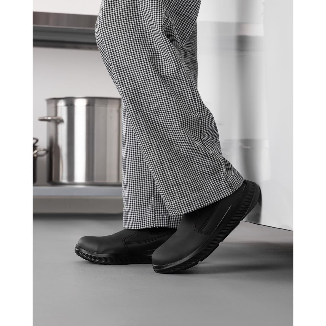 BA211 Slipbuster Steel Toe Slip On Shoes Black