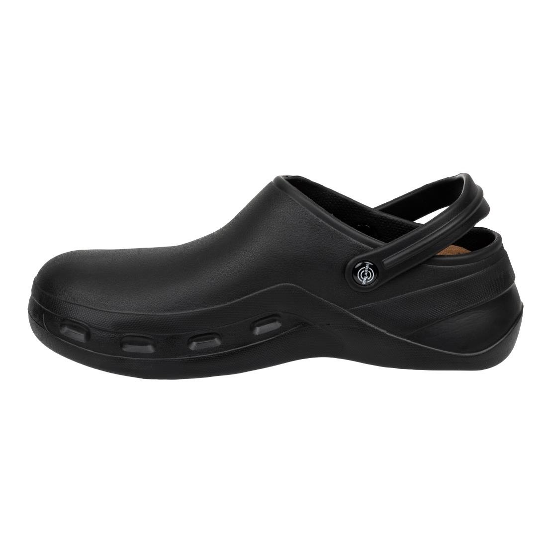 BB642-46 WearerTech Protect Clog Black Size 11