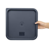 CF045 Vogue Polycarbonate Square Food Storage Container Lid Blue Large