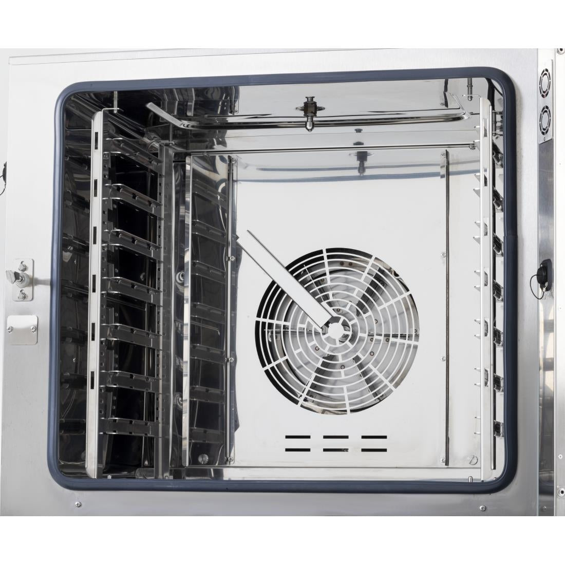 SA770 Buffalo Freestanding Smart Touchscreen Combi Oven 7 x GN 1/1 with Installation Kit