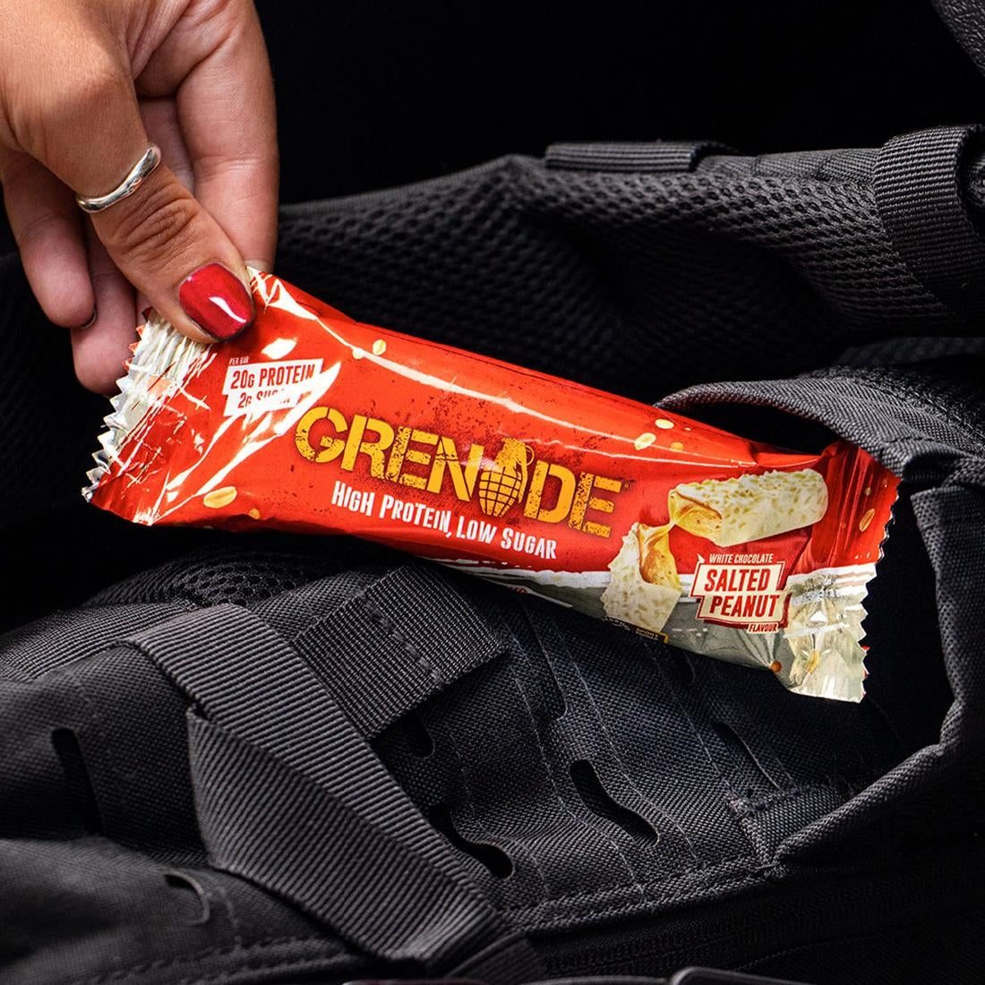 CZ778 Grenade Protein Bar White Chocolate Salted Peanut 60g (Pack of 12)