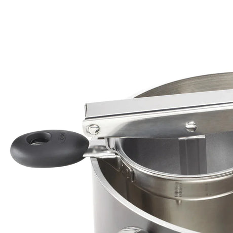 DK911 OXO Good Grips Potato Ricer
