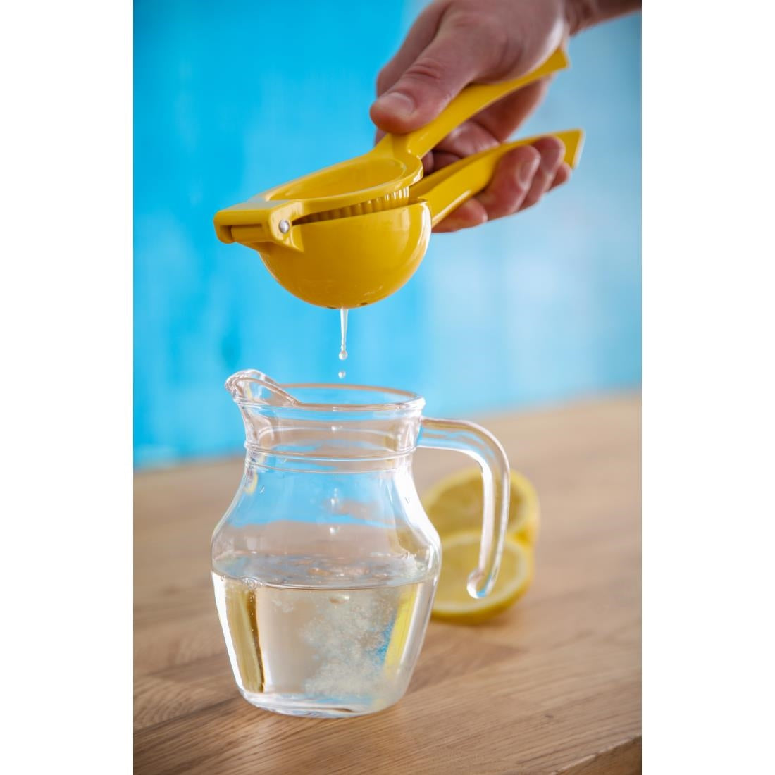 DP122 Olympia Hand Juicer Lemon