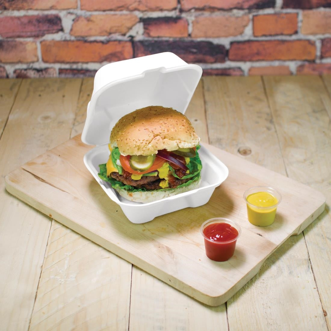 DW625 Vegware Compostable Bagasse Burger Boxes 152mm (Pack of 500)