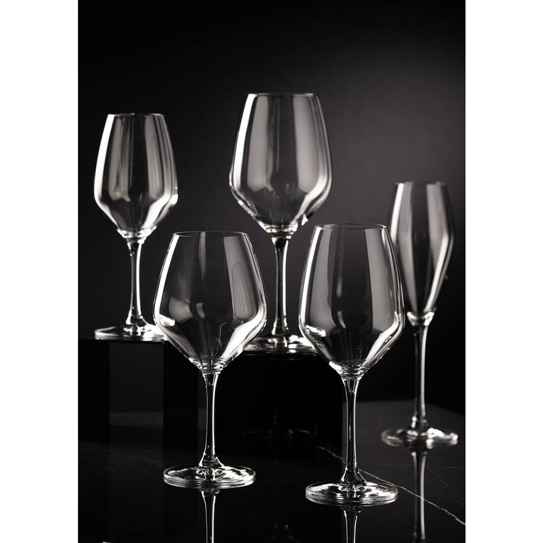 DX922 Utopia Seine Wine Glasses 550ml (Pack of 6)