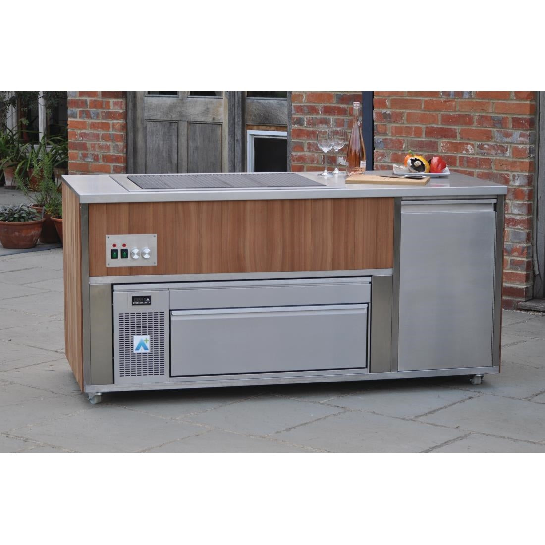 FP451 Synergy Grill Outdoor Cook Station 900 with Adande Drawer Fridge