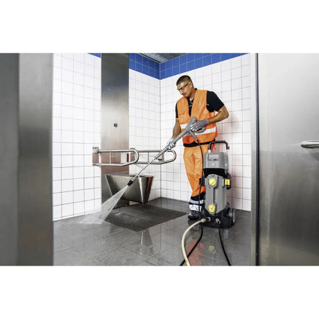FU086 Karcher Battery High Pressure Cleaner HD 4/11 C BP Without Battery and Charger - JD Catering Equipment Solutions Ltd