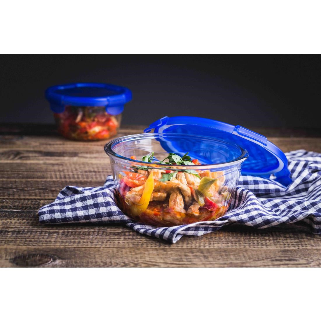 FU134 Pyrex Cook & Go Medium Round Dish With Lid 1.6Ltr