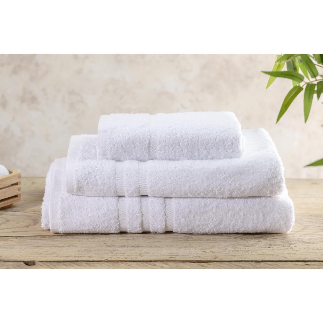 HR078 Mitre Comfort Nova Hand Towel White