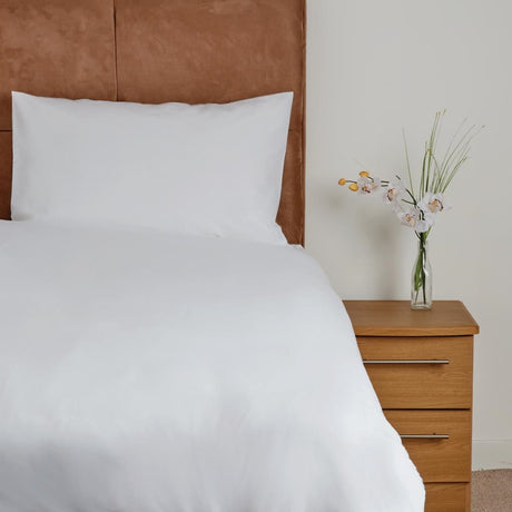 HB995 Mitre Essentials Spectrum Bed Linen Set White Single