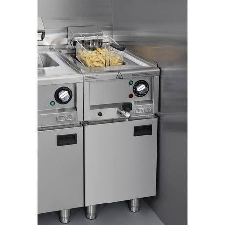 HT756 Buffalo 600 Series Single Tank Electric Fryer 8Ltr