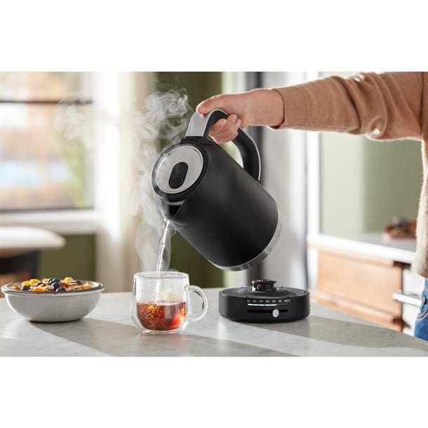 HW783 KitchenAid Kettle 1.7Ltr Matte Black