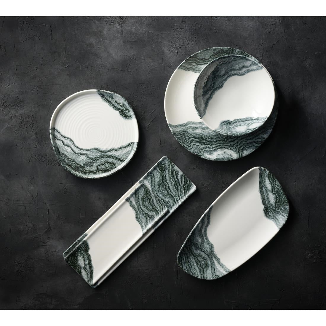 HX190 Churchill Tide Black Chefs Geo Plates 280 x 153mm (Pack of 12)