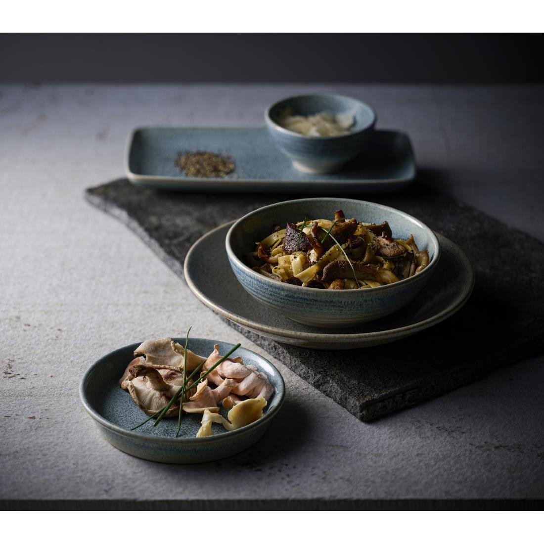 HX218 Dudson Evo Azure Rectangular Platters Blue 254x101mm (Pack of 6)