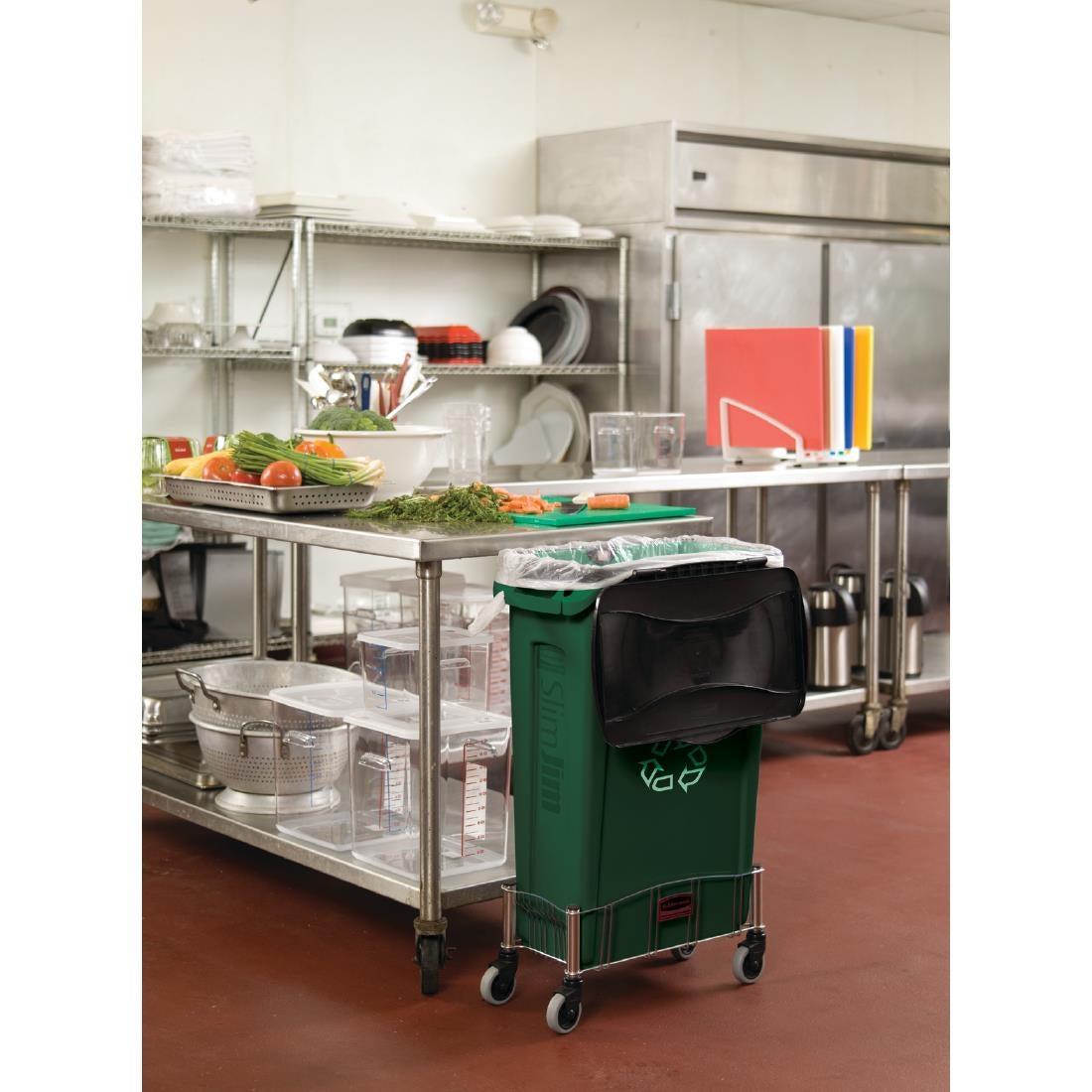 HY031 Rubbermaid Slim Jim Hinge Lid Black