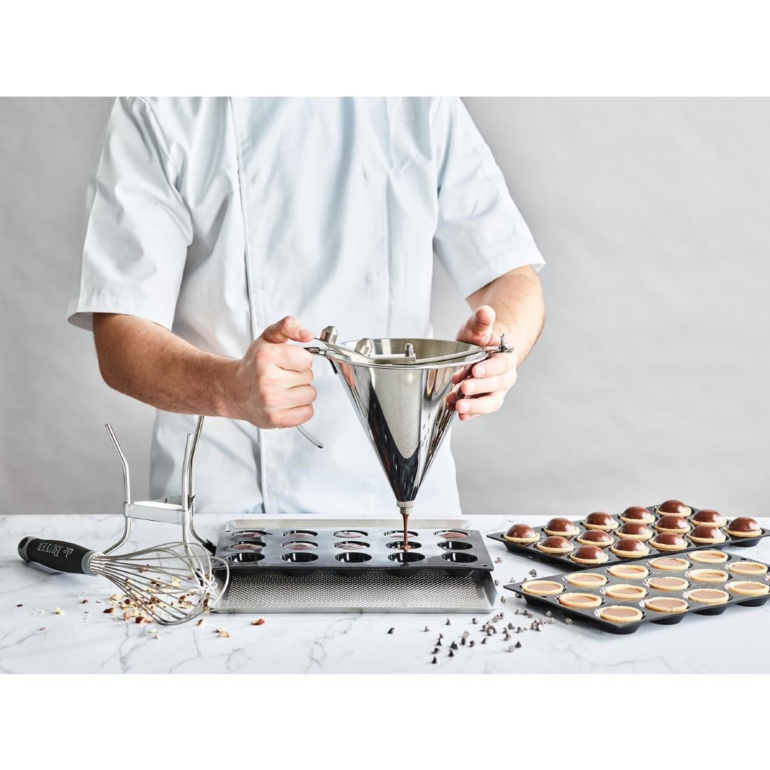 HZ121 De Buyer Automatic Piston Funnel Stainless Steel