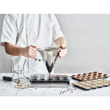 HZ122 De Buyer Automatic Piston Funner Kwik Max 2 Nozzles 3.3ltr