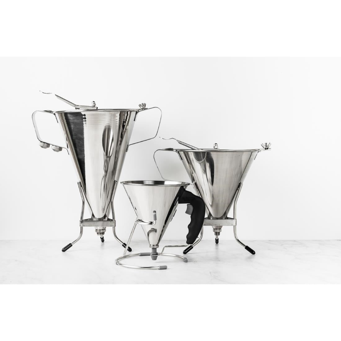 HZ122 De Buyer Automatic Piston Funner Kwik Max 2 Nozzles 3.3ltr