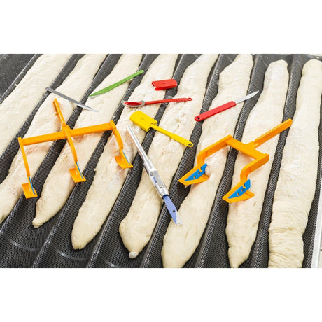 HZ535 - Scaritech Scarinox Knife Red